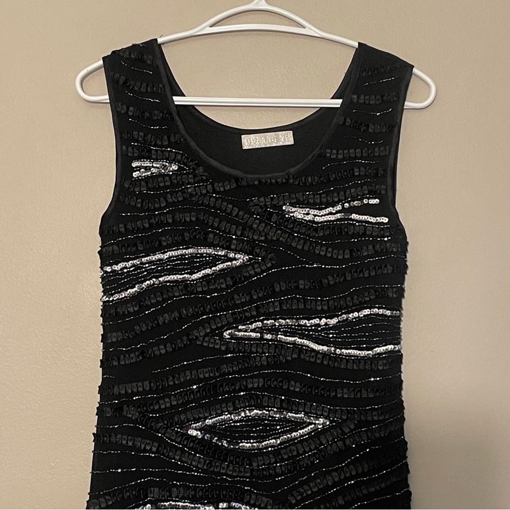 4/$20➡️ Black & Silver Beaded Sequin Patterned Mini Dress – Size Medium GUC - Picture 4 of 11